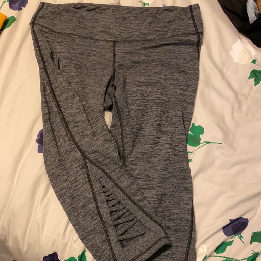 XL Athleta Capri length workout pants